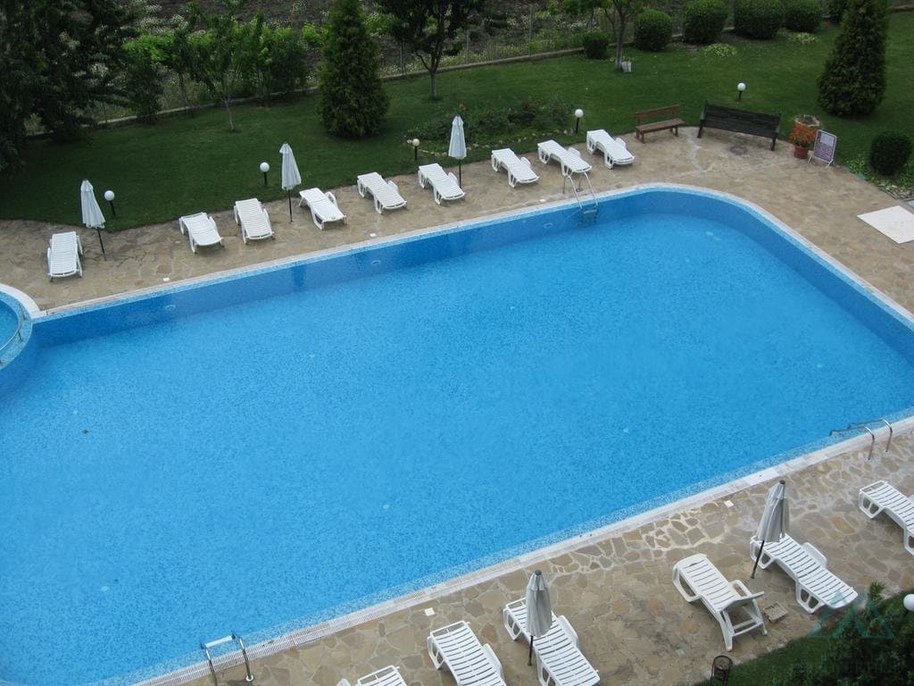 2-izbový apartmán s výhľadom na bazén – Chateau Aheloy 1, Aheloy, 500 m od pláže - foto 4