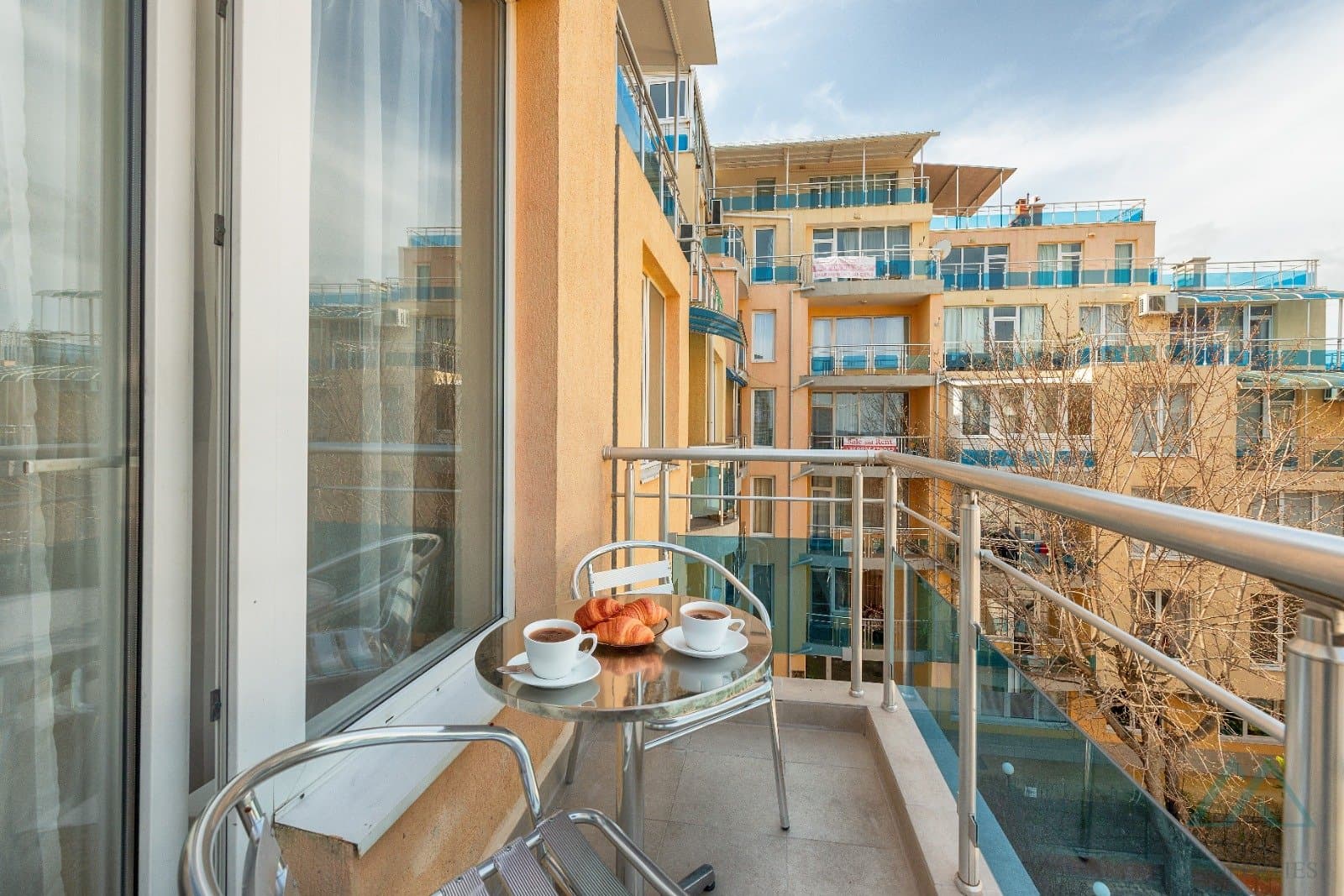 Štúdio v prvej línii pri mori s výhľadom na bazén – Oasis, Ravda, Bulharsko, len 20 m od pláže - foto 10