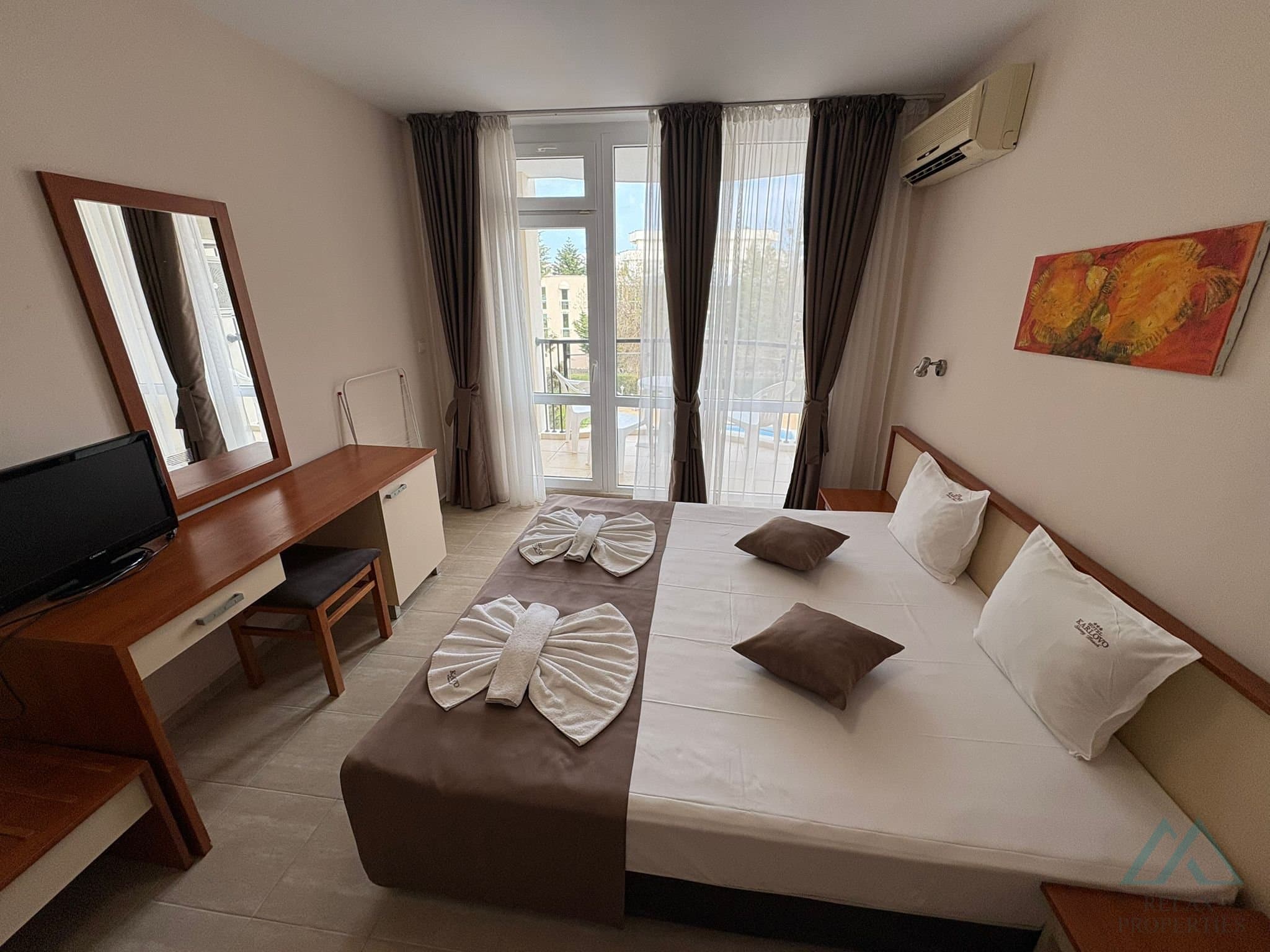 3-izbový apartmán s výhľadom na bazén – Hotel Karlovo, Slnečné pobrežie, len 150 m od pláže - foto 16