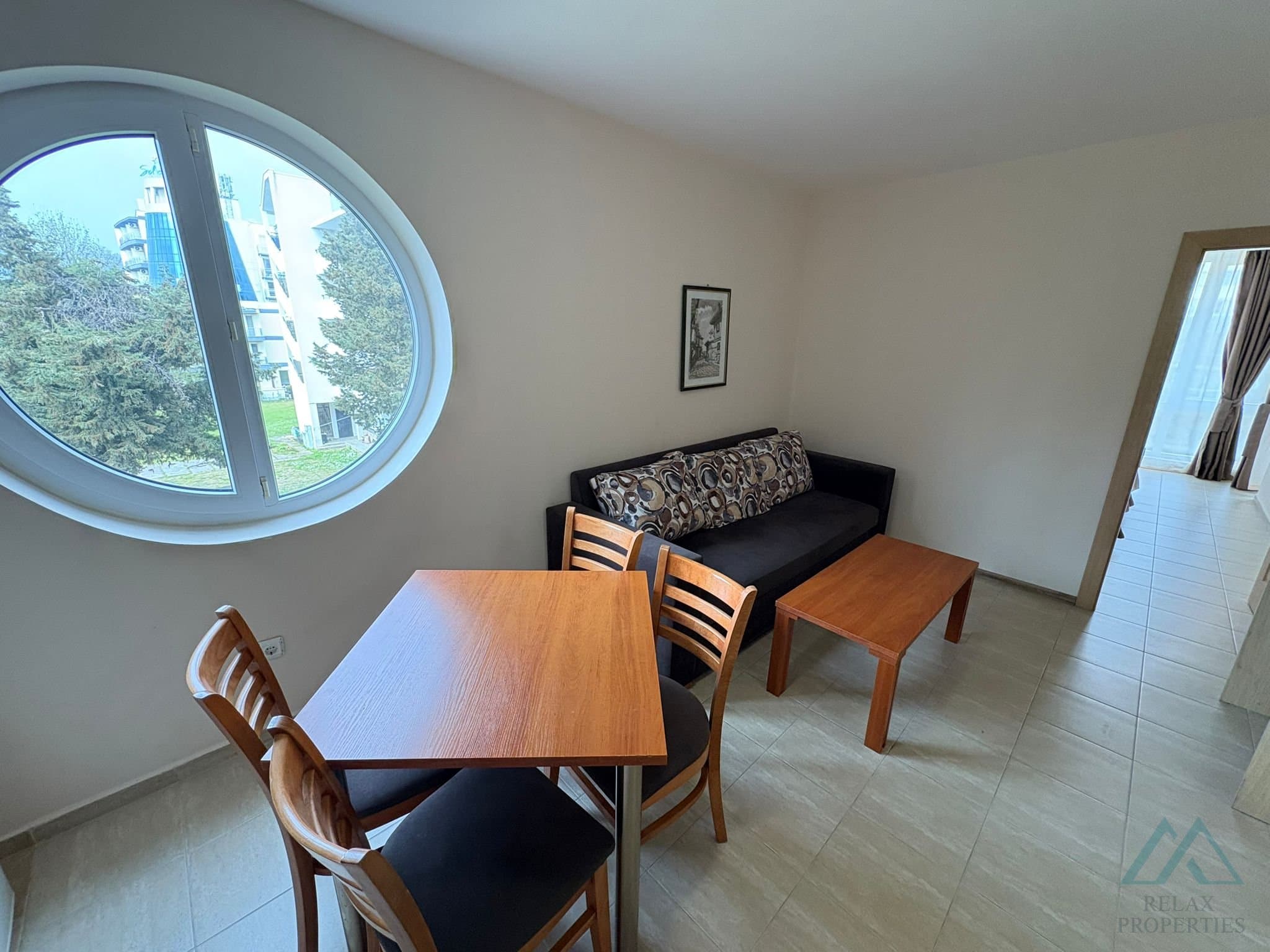 3-izbový apartmán s výhľadom na bazén – Hotel Karlovo, Slnečné pobrežie, len 150 m od pláže - foto 9