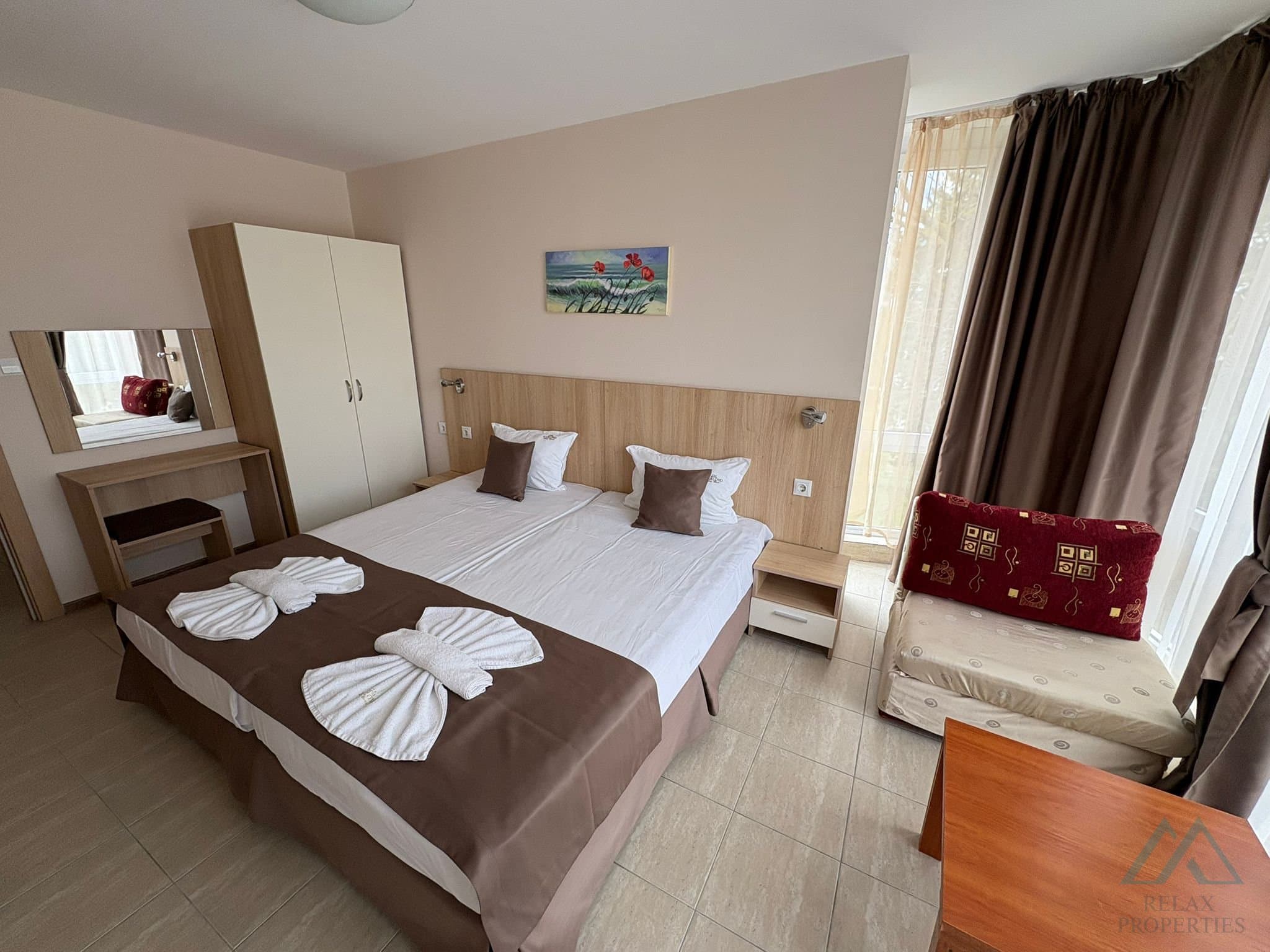 3-izbový apartmán s výhľadom na bazén – Hotel Karlovo, Slnečné pobrežie, len 150 m od pláže - foto 20