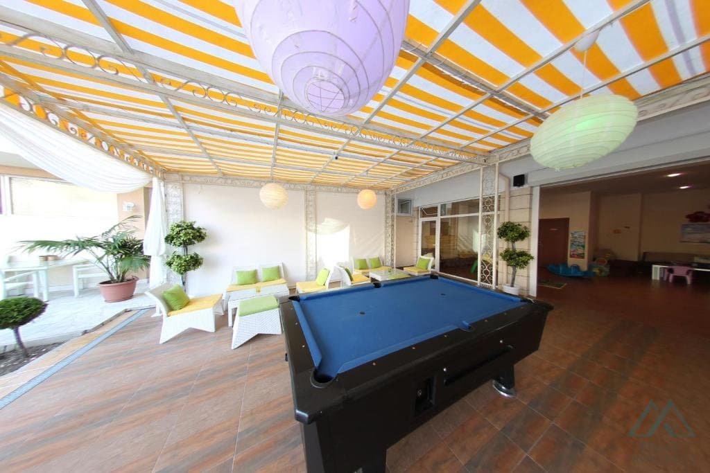 3-izbový apartmán s výhľadom na bazén – Hotel Karlovo, Slnečné pobrežie, len 150 m od pláže - foto 30