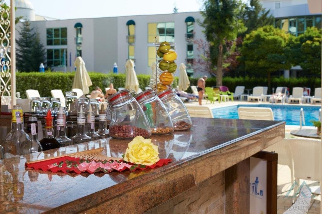 3-izbový apartmán s výhľadom na bazén – Hotel Karlovo, Slnečné pobrežie, len 150 m od pláže - foto 38