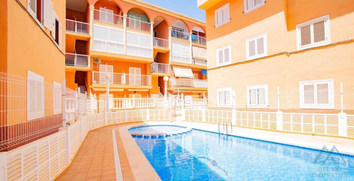 Apartmán v La Mata – Torrevieja, 250 m od pláže, komunitný bazén, investičná príležitosť - foto 2