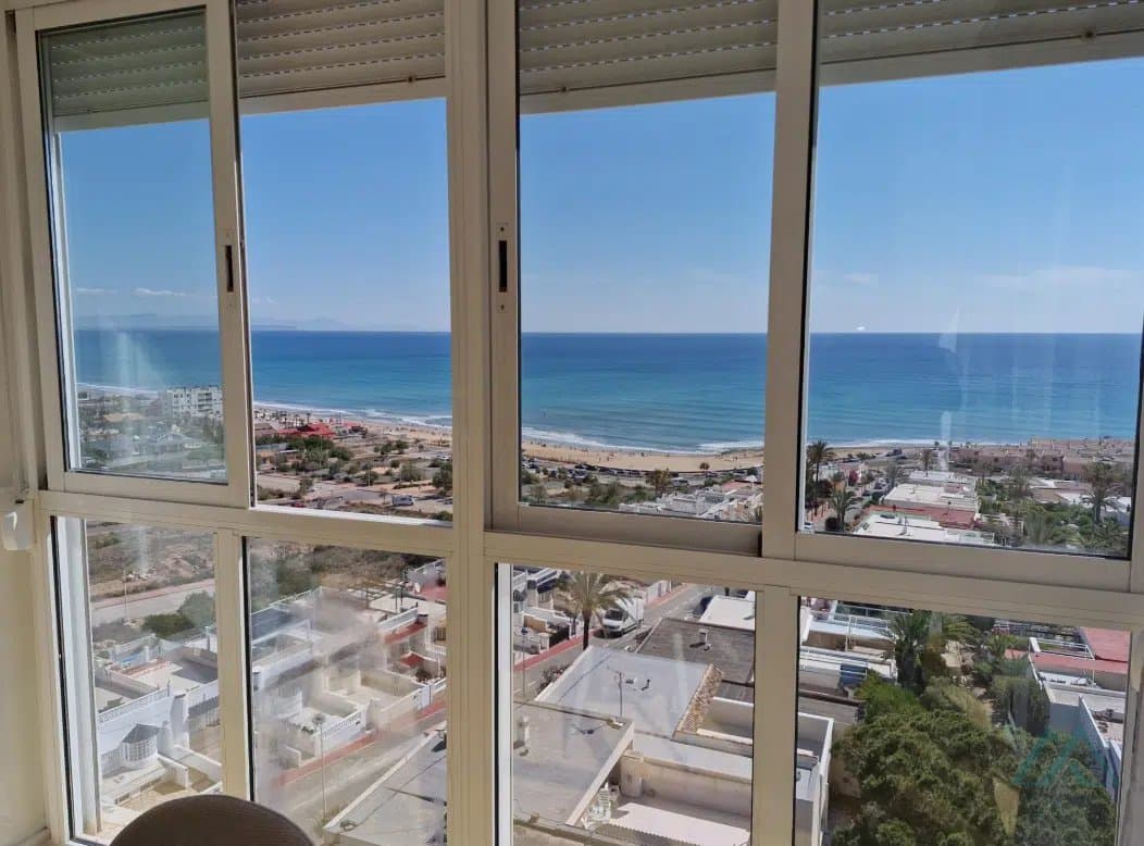 Apartmán s priamym výhľadom na more – La Mata, 150 m od pláže - 2