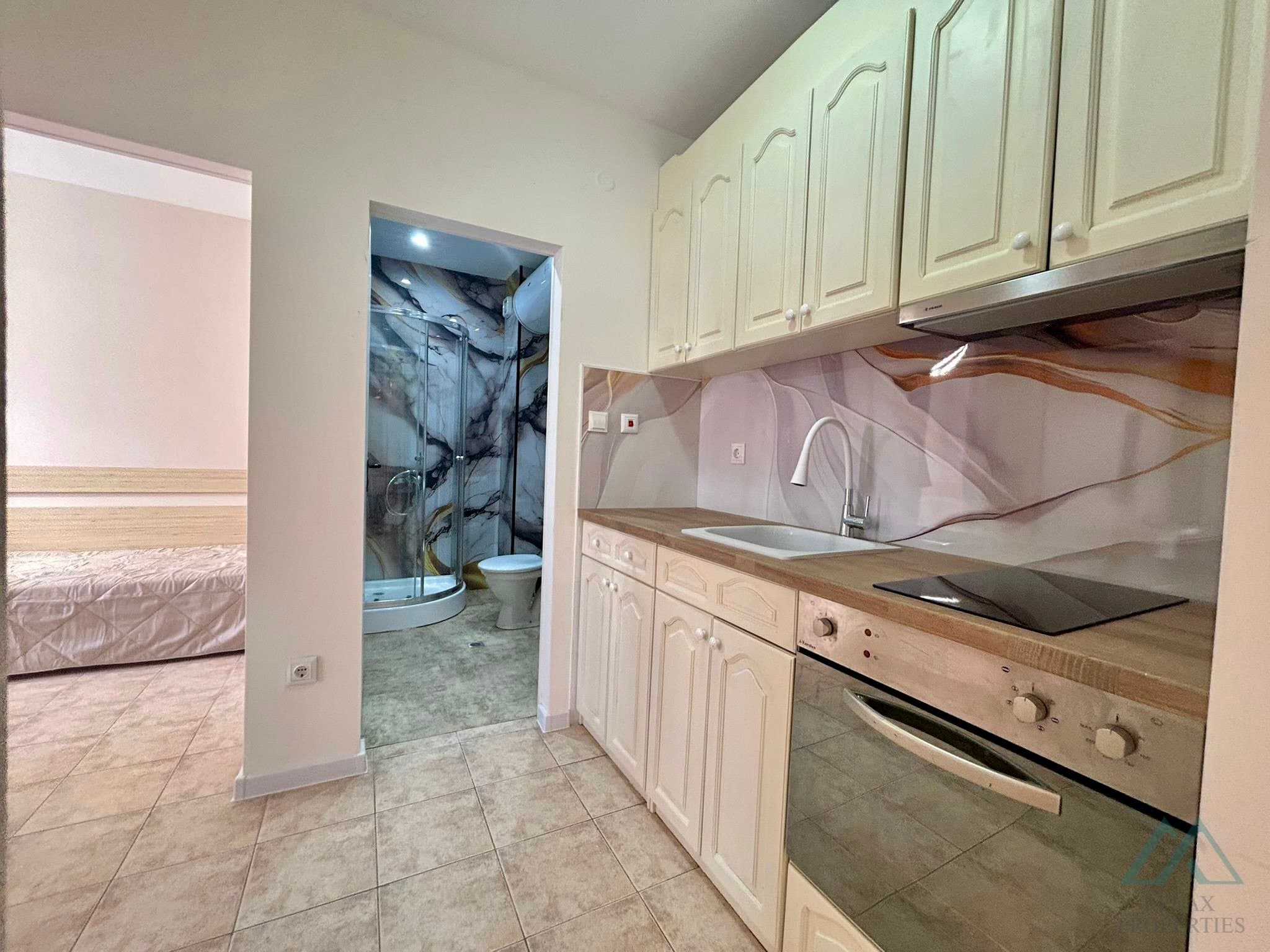 3 izbový apartmán s bazénom 300m od mora, Sveti Vlas - foto 6