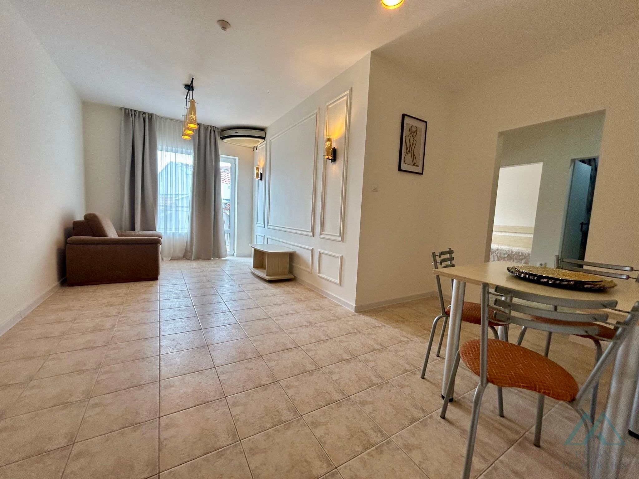 3 izbový apartmán s bazénom 300m od mora, Sveti Vlas - foto 16