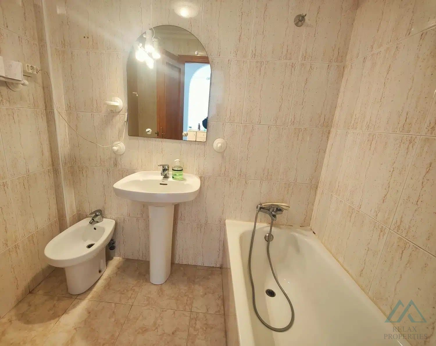 Apartmán s bazénom a terasou len 150 m od pláže La Mata, Torrevieja - foto 12