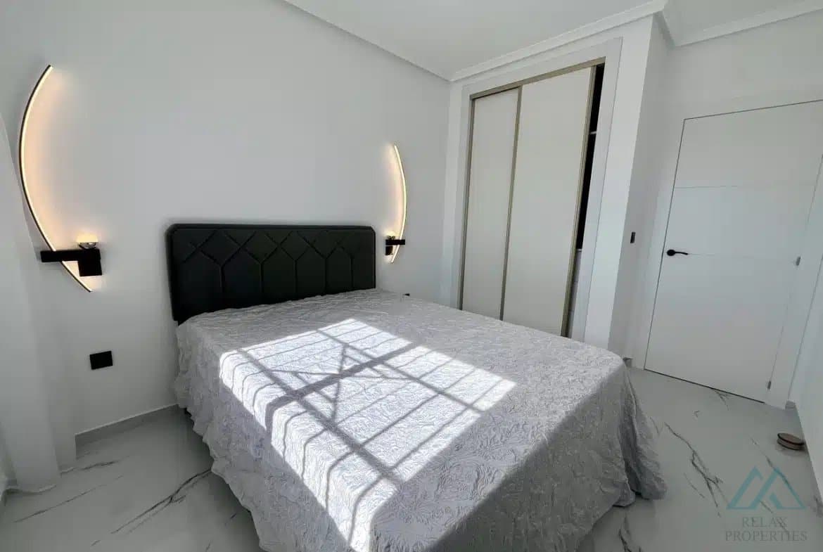 Penthouse po rekonštrukcii s výhľadom na more – Playa Flamenca, Zenia Star 1 - foto 13