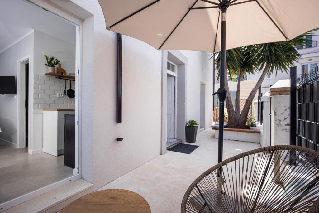 Moderný apartmánový dom so 6 jednotkami – Trogir, 150 m od mora, výborná investícia - foto 24