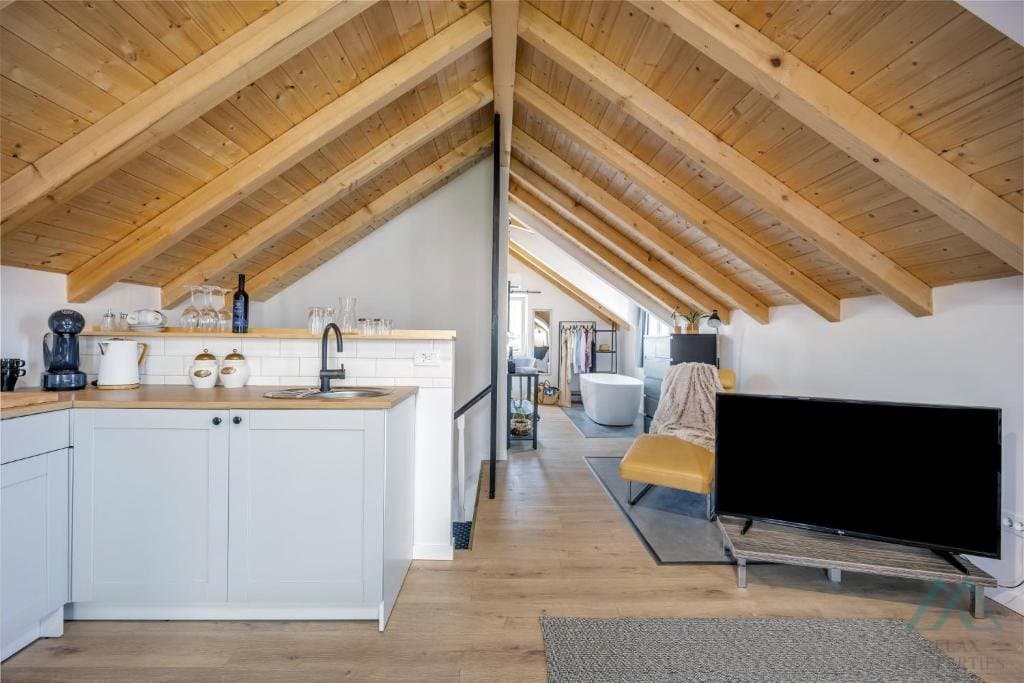Moderný apartmánový dom so 6 jednotkami – Trogir, 150 m od mora, výborná investícia - foto 29