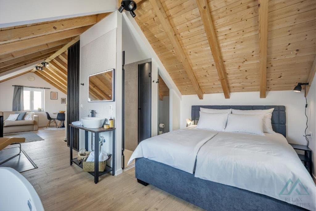 Moderný apartmánový dom so 6 jednotkami – Trogir, 150 m od mora, výborná investícia - foto 31