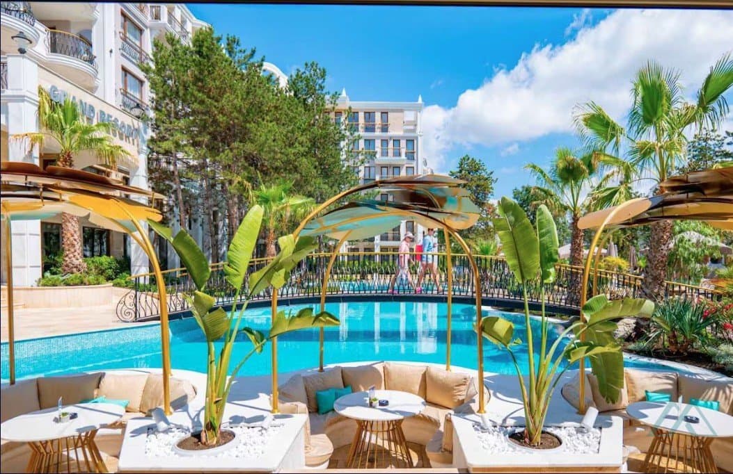 Luxusný 2-izbový apartmán pri bazéne v Harmony Suites 11, Slnečné pobrežie - 2