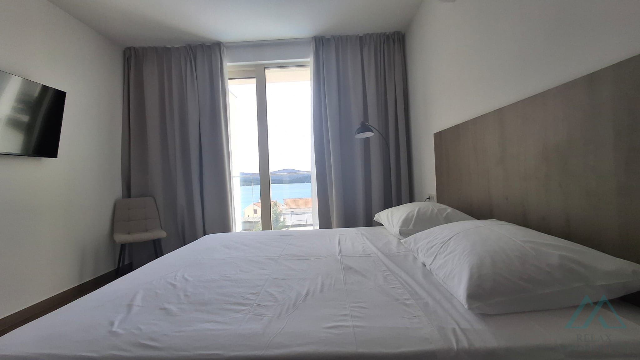 Luxusná novostavba modernej vily s bazénom a výhľadom na more – Žaborić, Chorvátsko - foto 13
