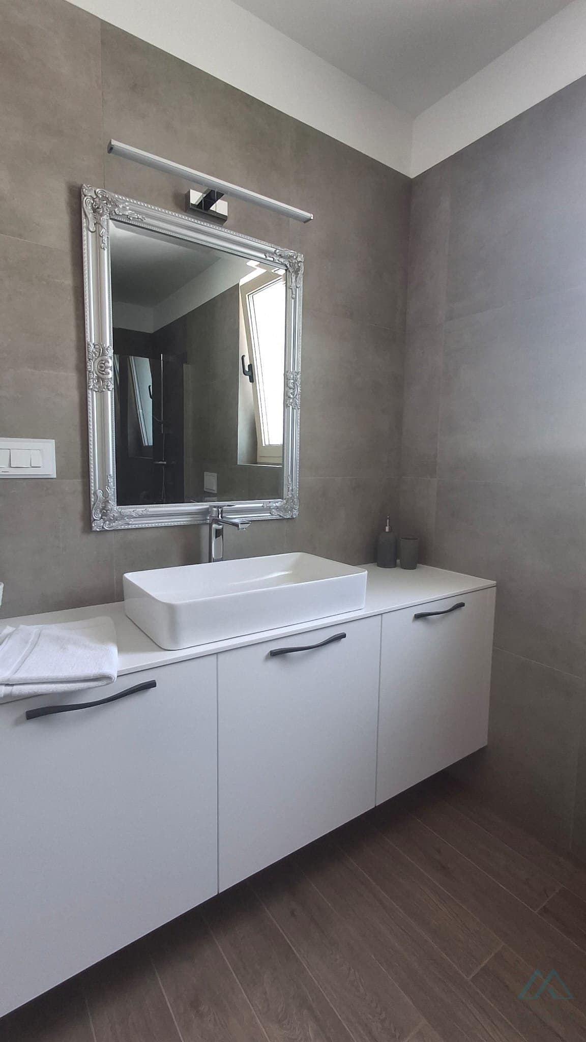Luxusná novostavba modernej vily s bazénom a výhľadom na more – Žaborić, Chorvátsko - foto 19