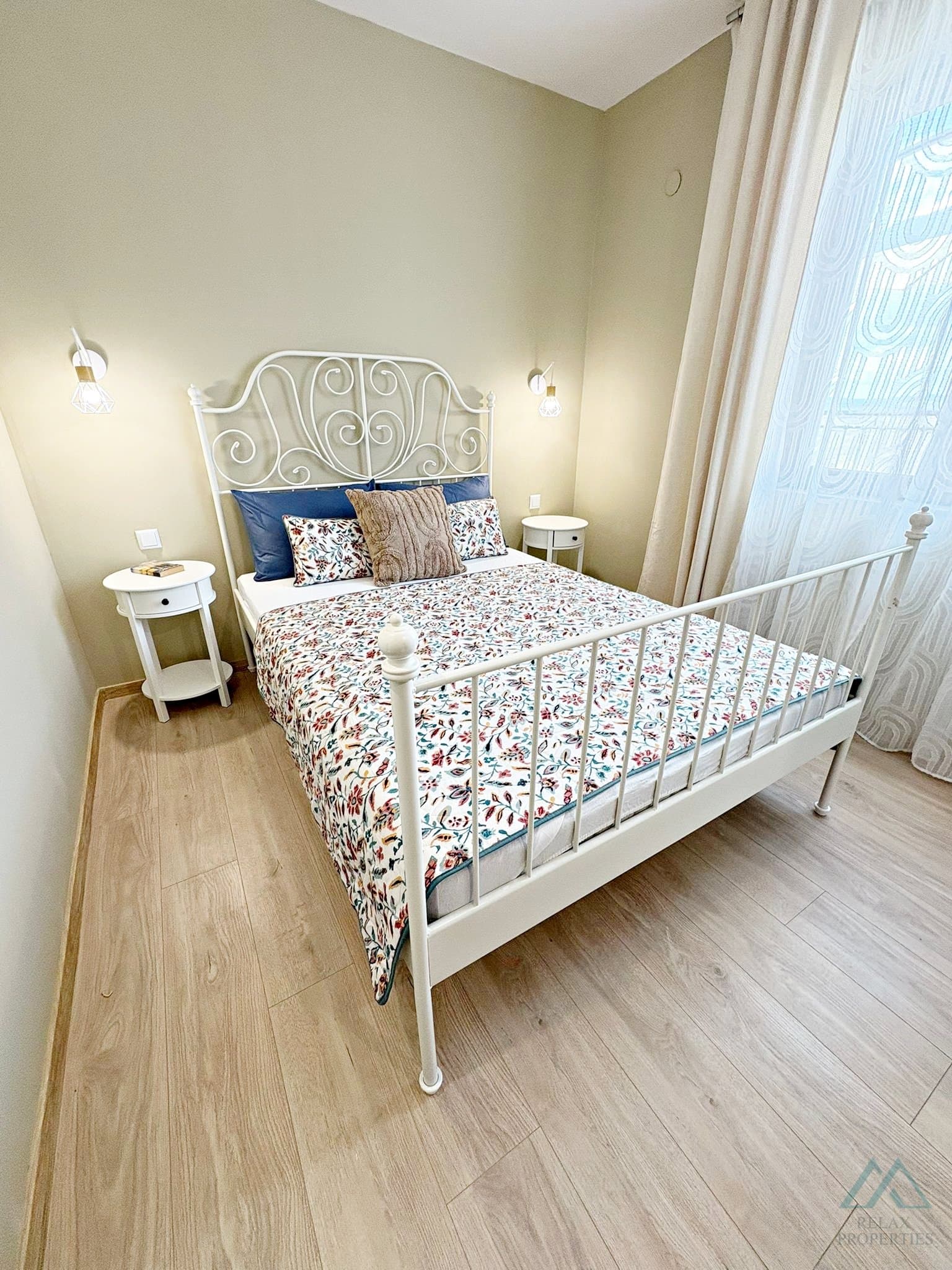 Priestranný 2 izbový apartmán v komplexe Amadeus 5, 720m od mora, Slnečné pobrežie - foto 18