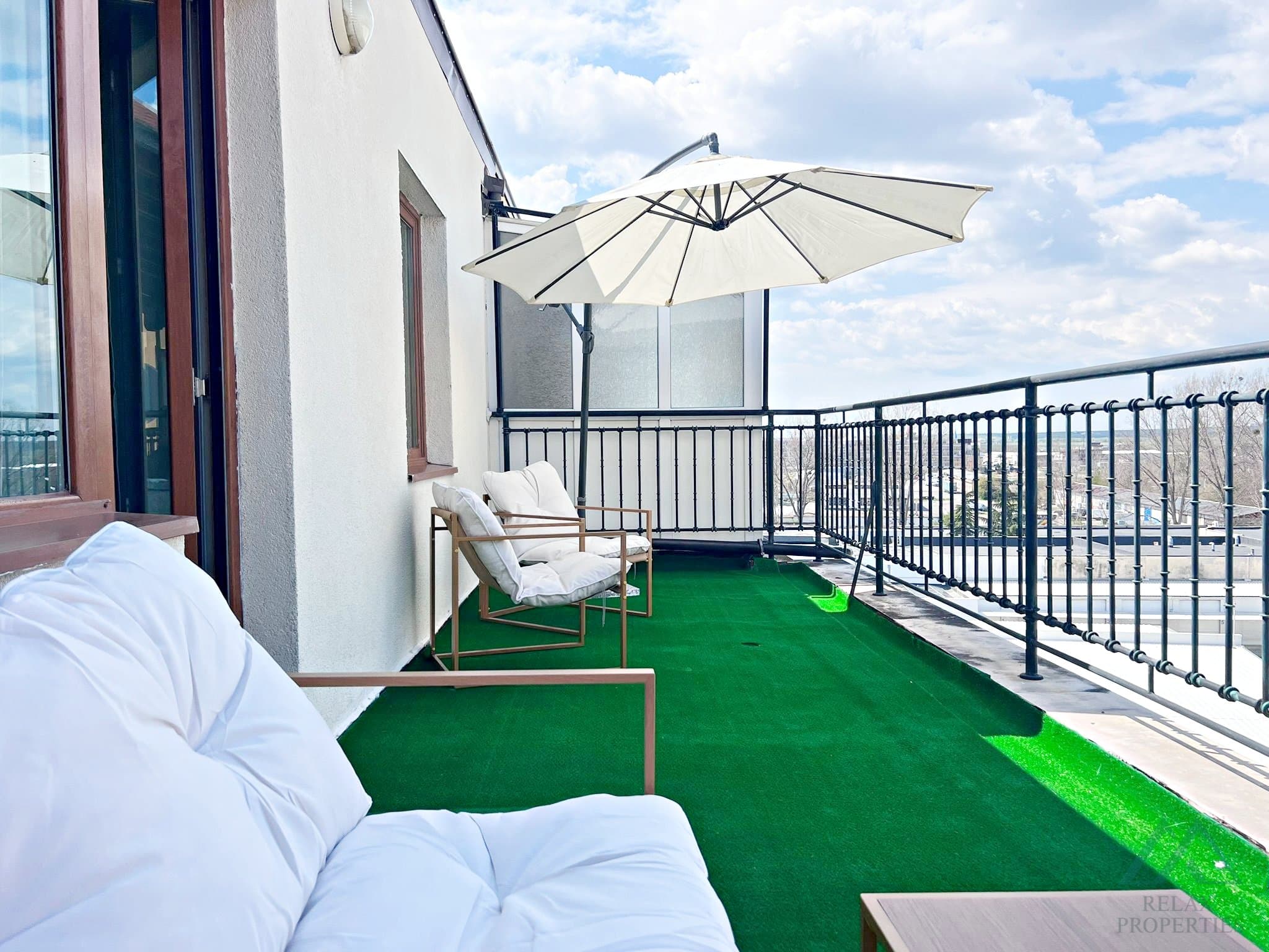 Priestranný 2 izbový apartmán v komplexe Amadeus 5, 720m od mora, Slnečné pobrežie - foto 9