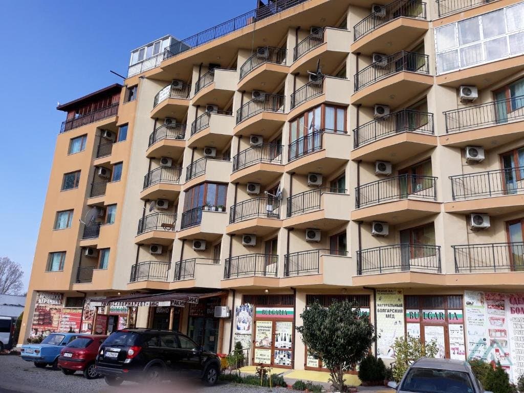 Priestranný 2 izbový apartmán v komplexe Amadeus 5, 720m od mora, Slnečné pobrežie - foto 19