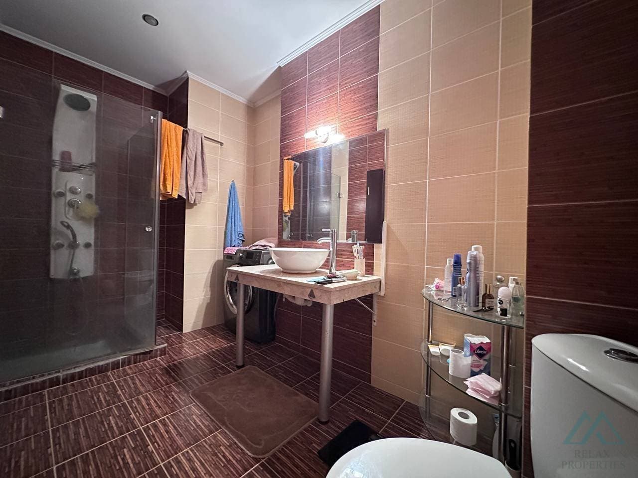 Veľký 3 izbový apartmán s terasou a výhľadom na more, Hotel Babylon, 120m od mora, Slnečné pobrežie - foto 13