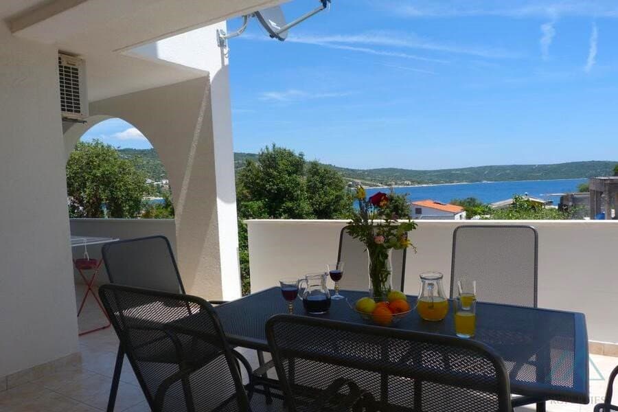 Apartmánový dom pri mori s výhľadom na more – Rogoznica, Chorvátsko - foto 6