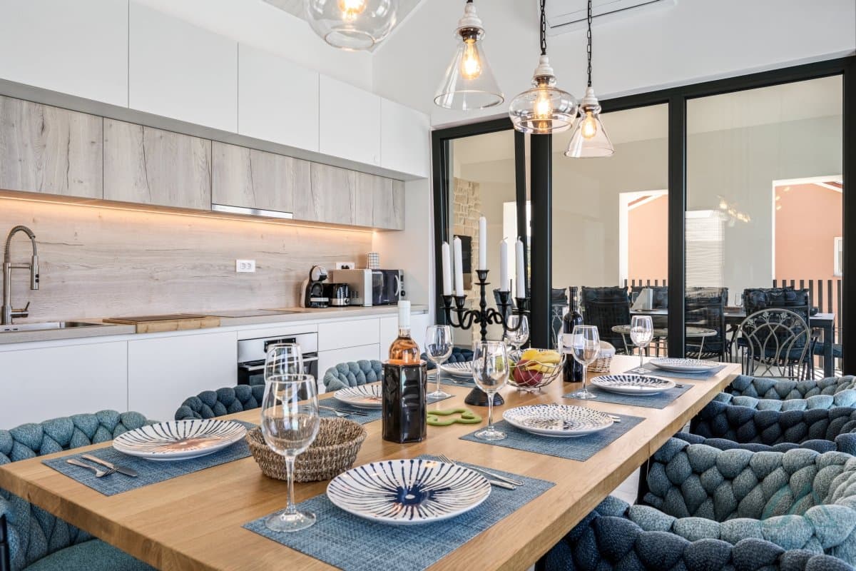 Luxusná moderná vila s bazénom a výhľadom na more – Primošten, Chorvátsko - foto 8