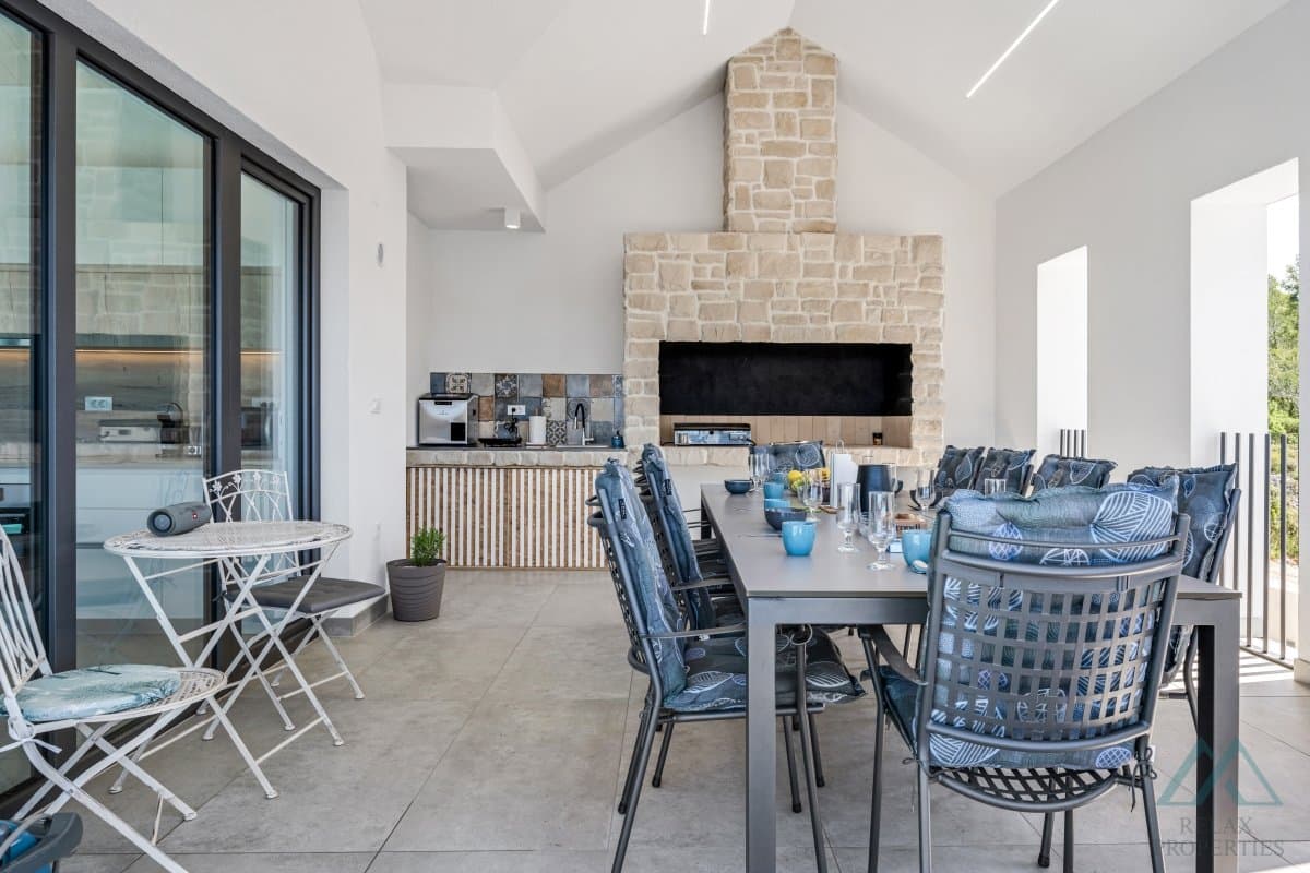 Luxusná moderná vila s bazénom a výhľadom na more – Primošten, Chorvátsko - 4