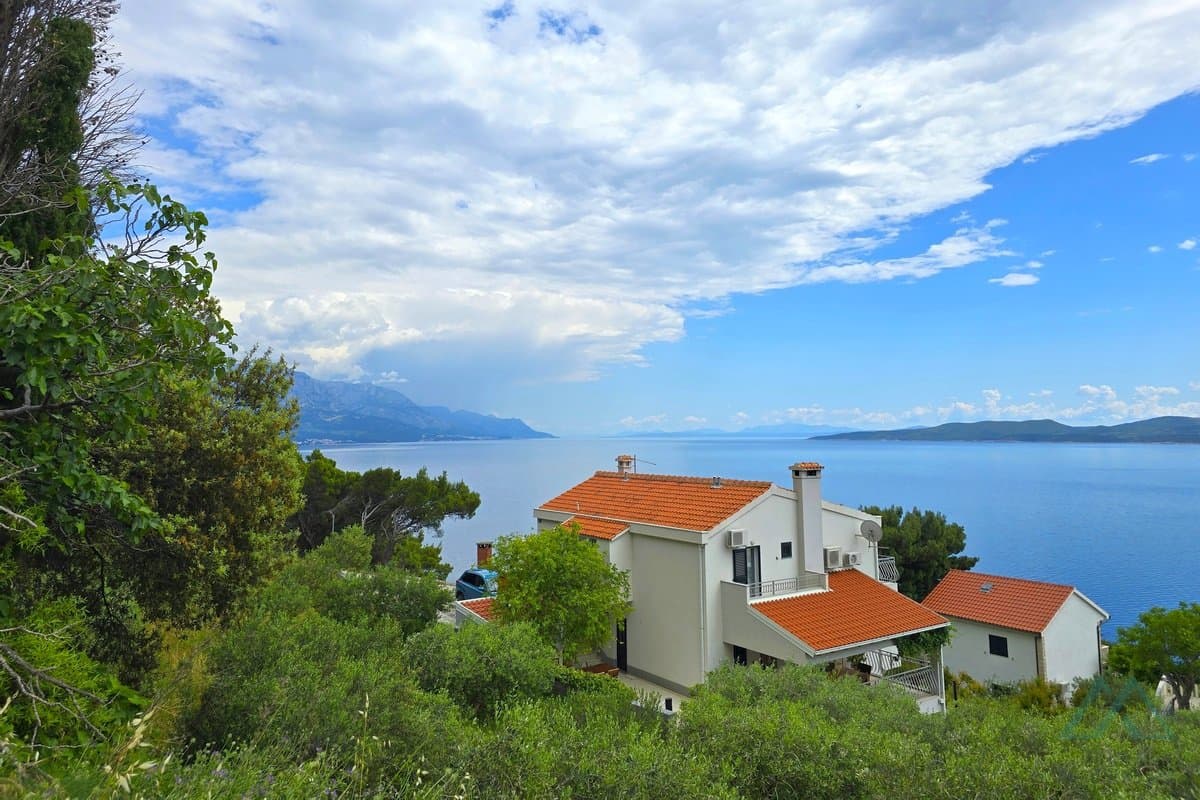 Apartmánový dom s panoramatickým výhľadom na more – Omišská riviéra - foto 8