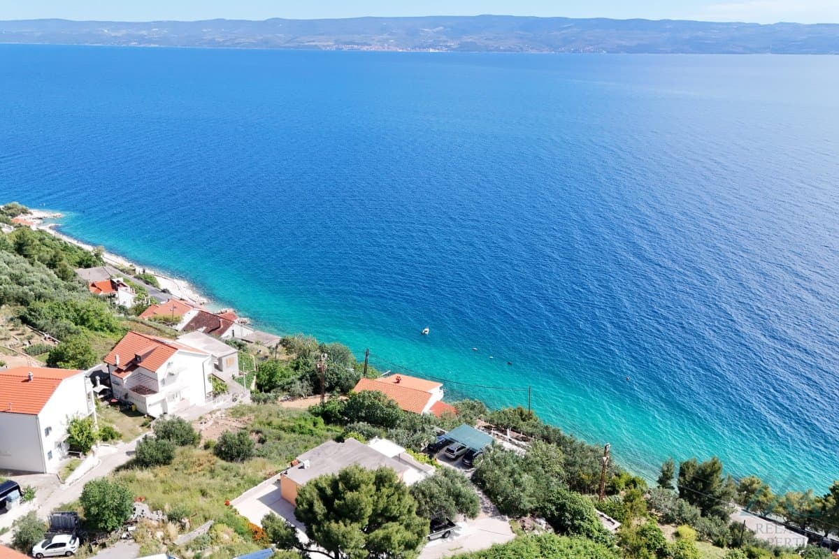 Šarmantný dom s bazénom a výhľadom na more – Omišská riviéra - 4