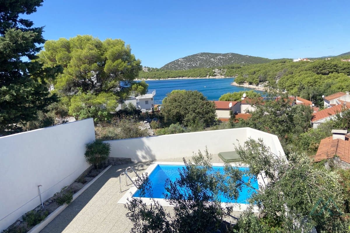 Kamenný dom s bazénom a otvoreným výhľadom na more, Vodice, Chorvátsko - 2