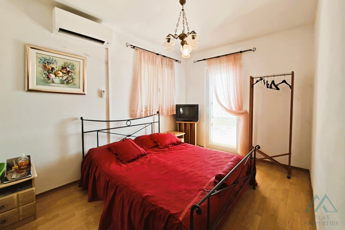 Luxusná vila s bazénom a olivovým hájom len 70 m od mora, Rogoznica, Chorvátsko - foto 14