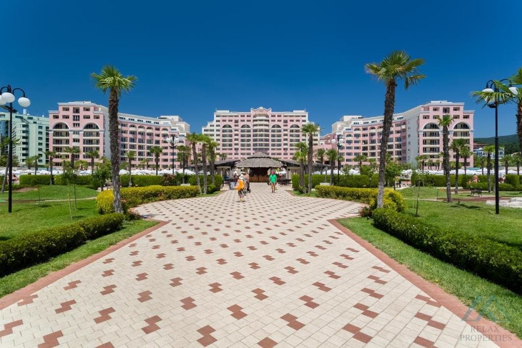 Apartmán s výhľadom na more priamo pri pláži v komplexe Majestic, Slnečné pobrežie, Bulharsko - foto 1
