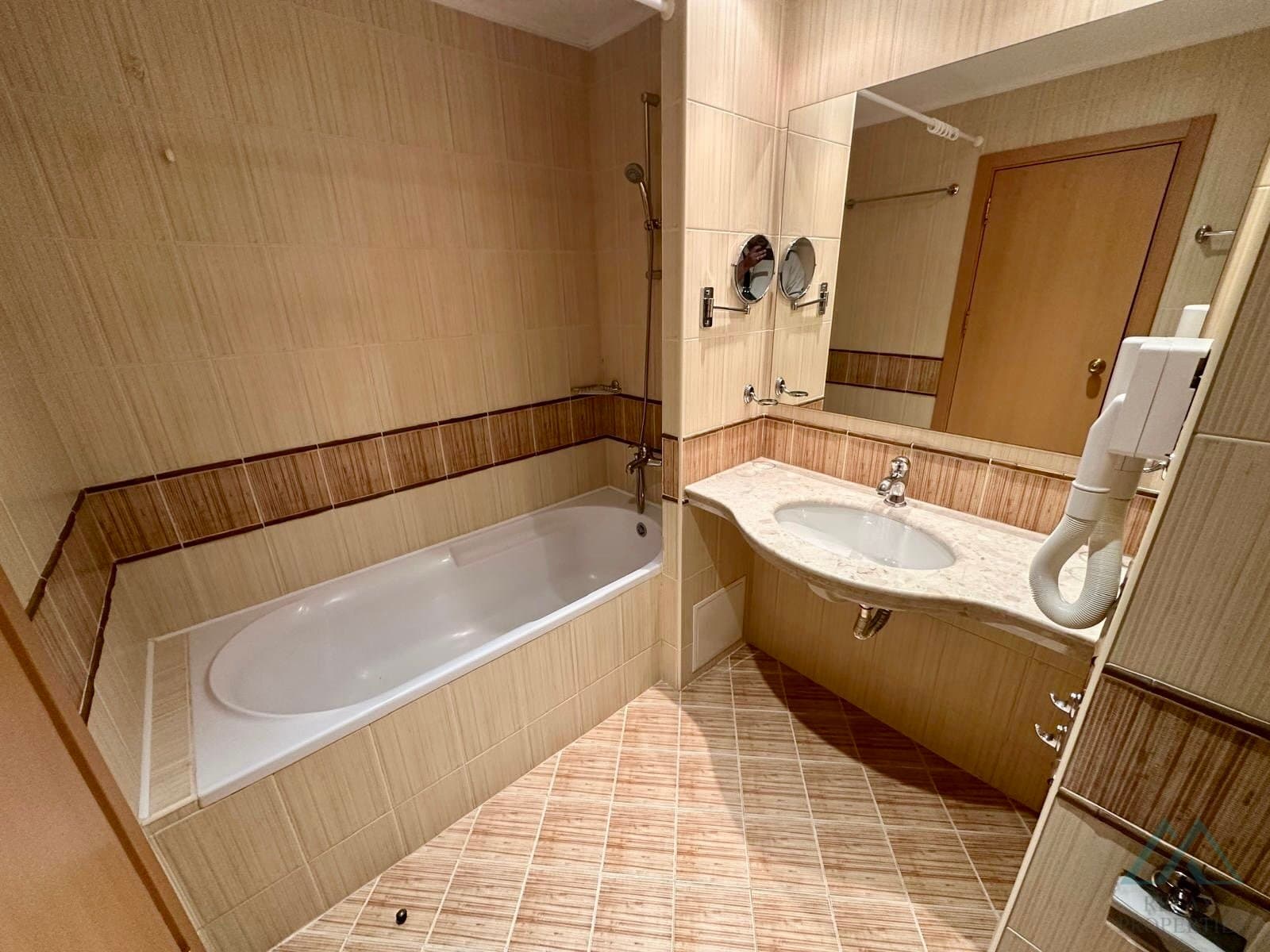 Apartmán s výhľadom na more priamo pri pláži v komplexe Majestic, Slnečné pobrežie, Bulharsko - foto 13