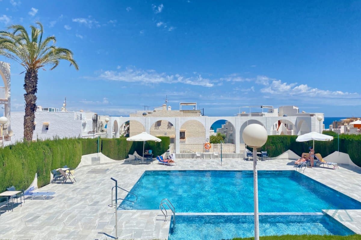3 izbový apartmán, výhľad na more, 500m od pláže, La Mata, Španielsko - foto 16