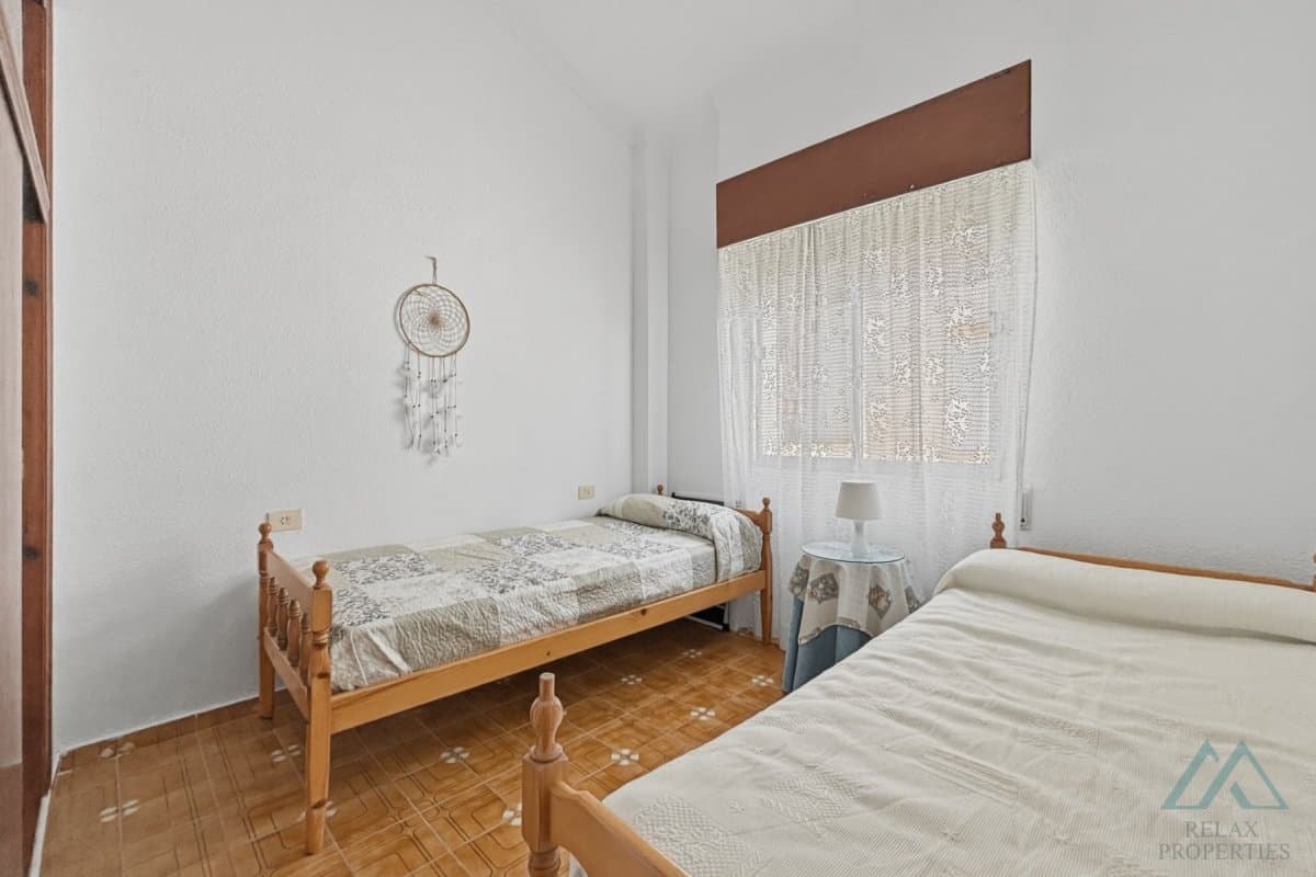 3 izbový apartmán, výhľad na more, 500m od pláže, La Mata, Španielsko - foto 13