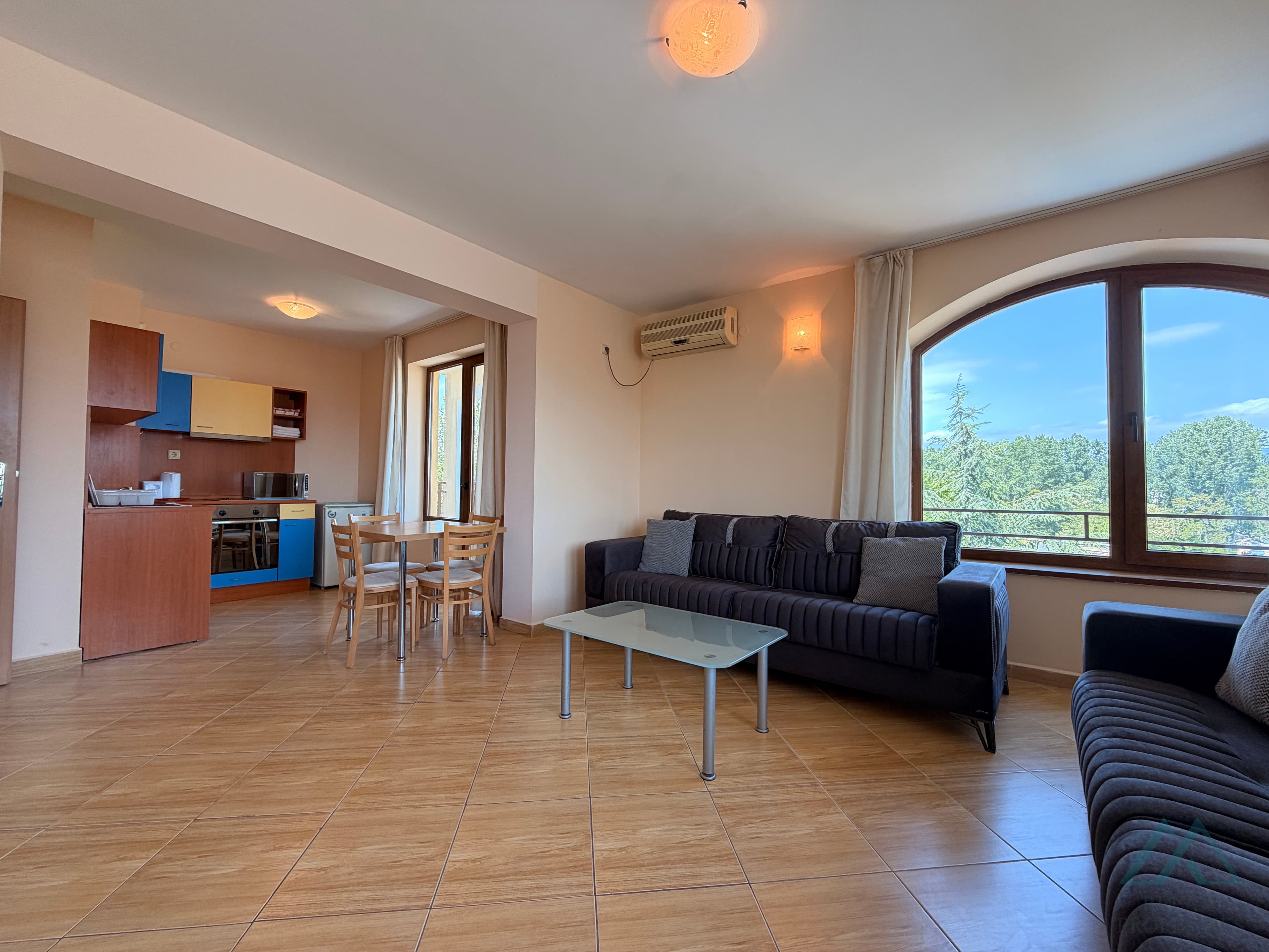 2 izbový apartmán s parkovaním len 300m od mora, Slnečné pobrežie, Bulharsko - foto 6