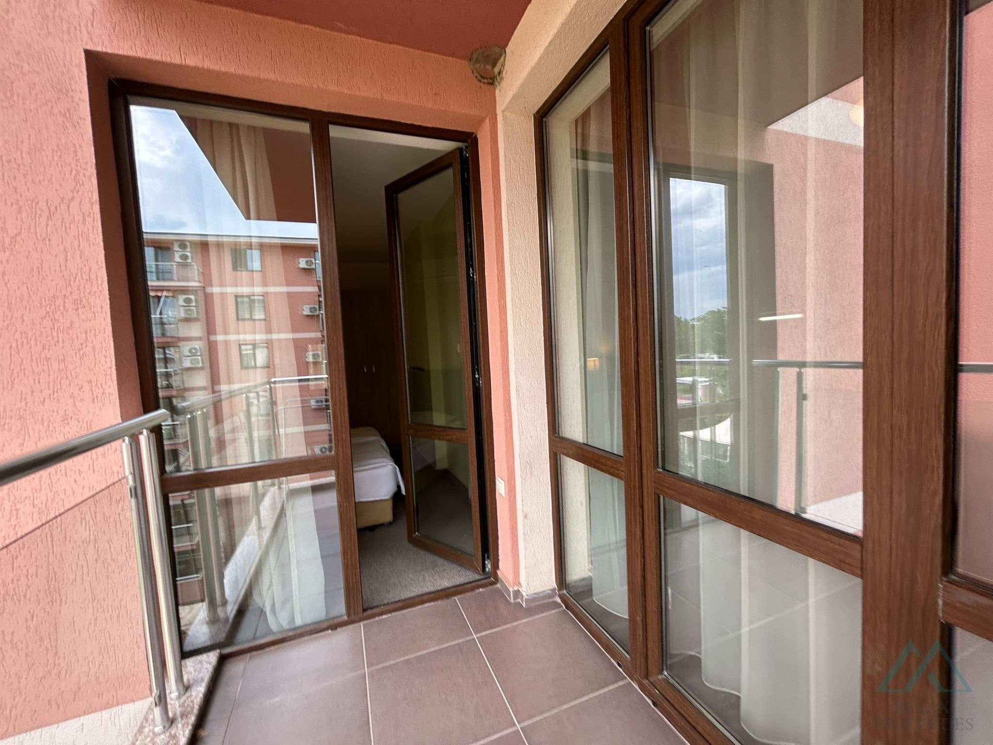 3-izbový apartmán v rezorte Tarsis Club & Spa, Slnečné pobrežie - foto 16