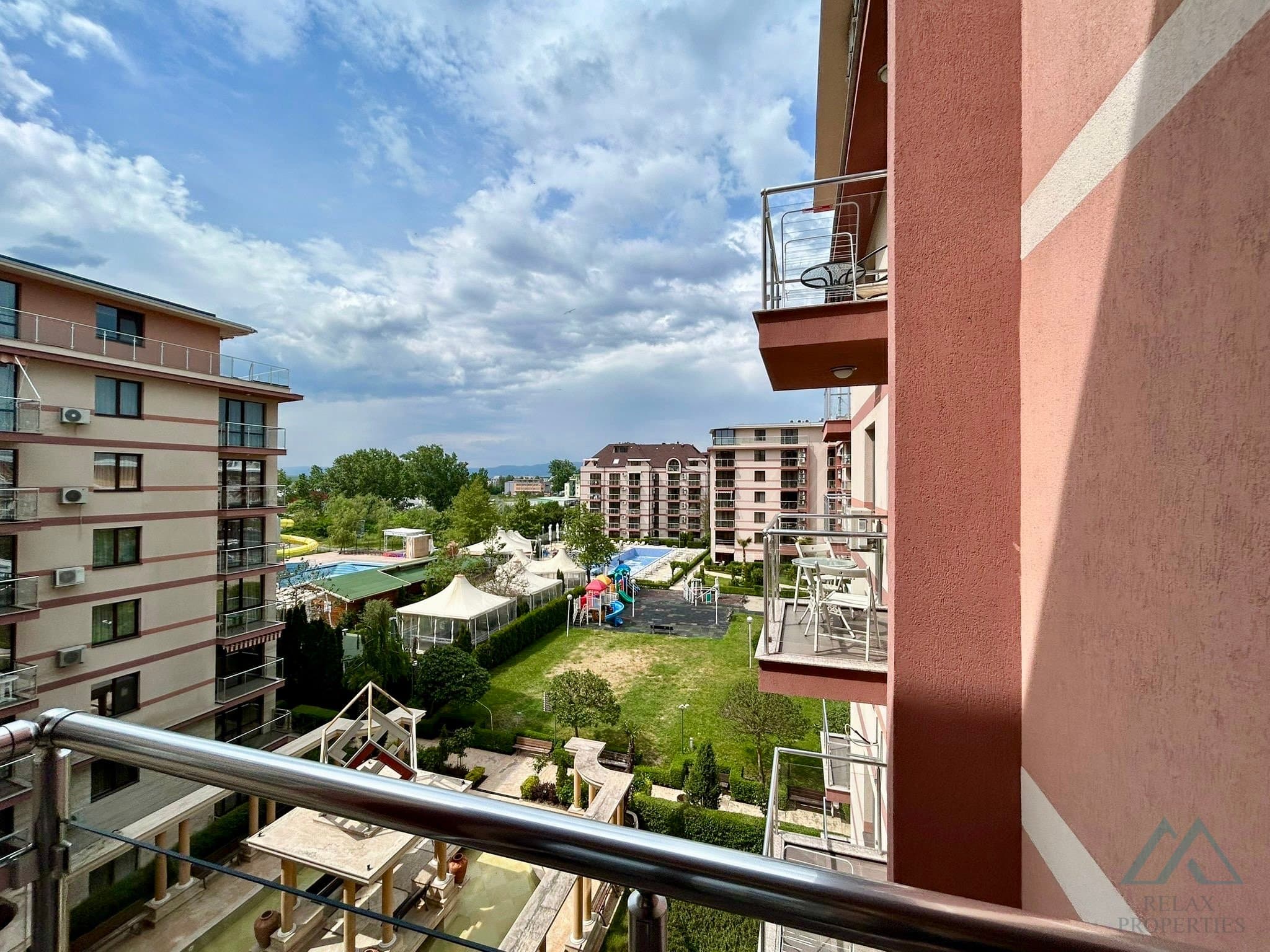 3-izbový apartmán v rezorte Tarsis Club & Spa, Slnečné pobrežie - 2