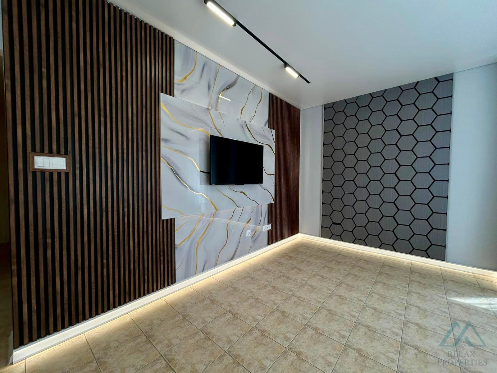 2-izbový apartmán s výhľadom na bazén, 300 m od mora – Sveti Vlas - foto 12