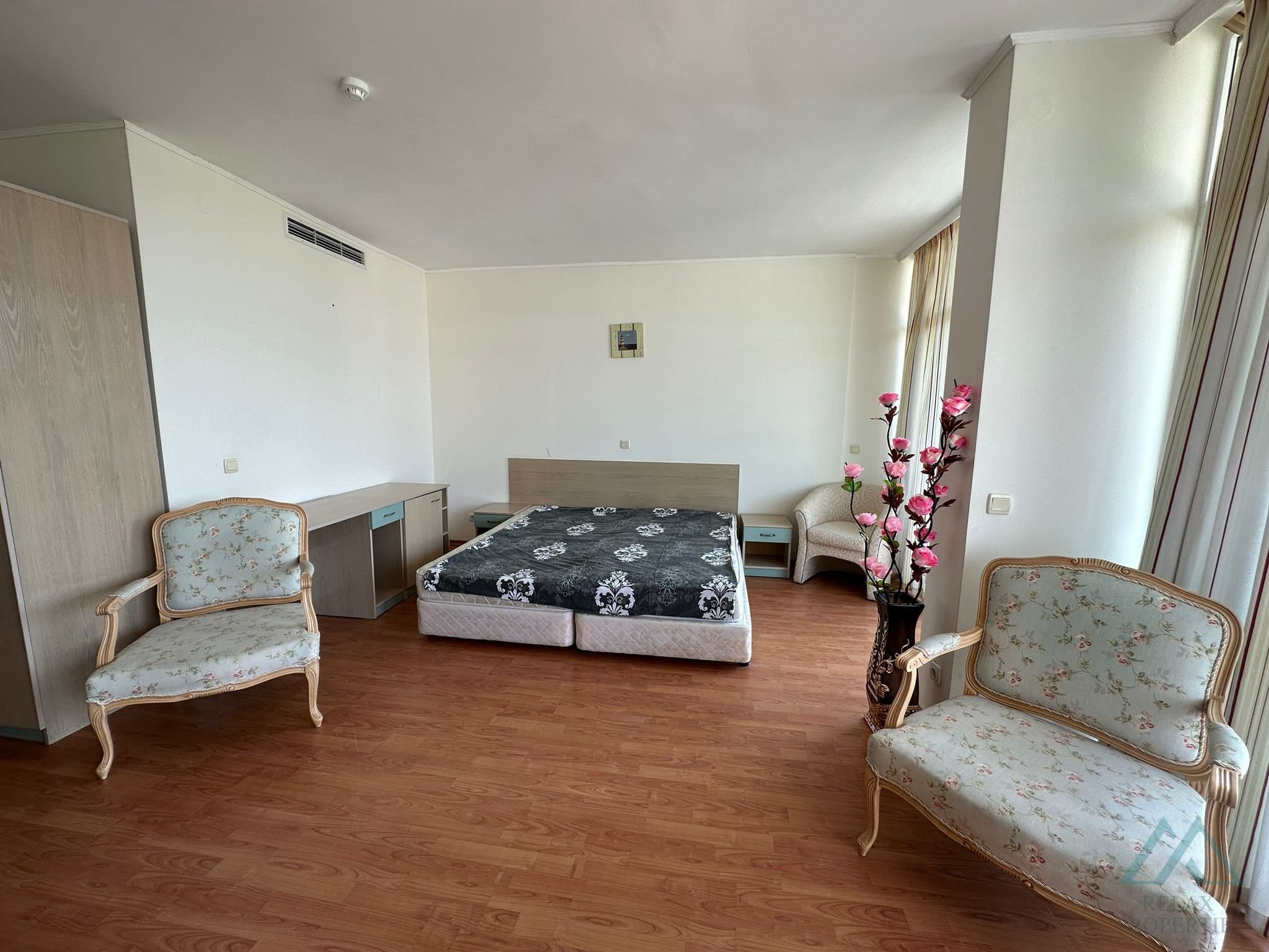 Apartmán s výhľadom na more a bazén, 200 m od pláže – Slnečné pobrežie - foto 12