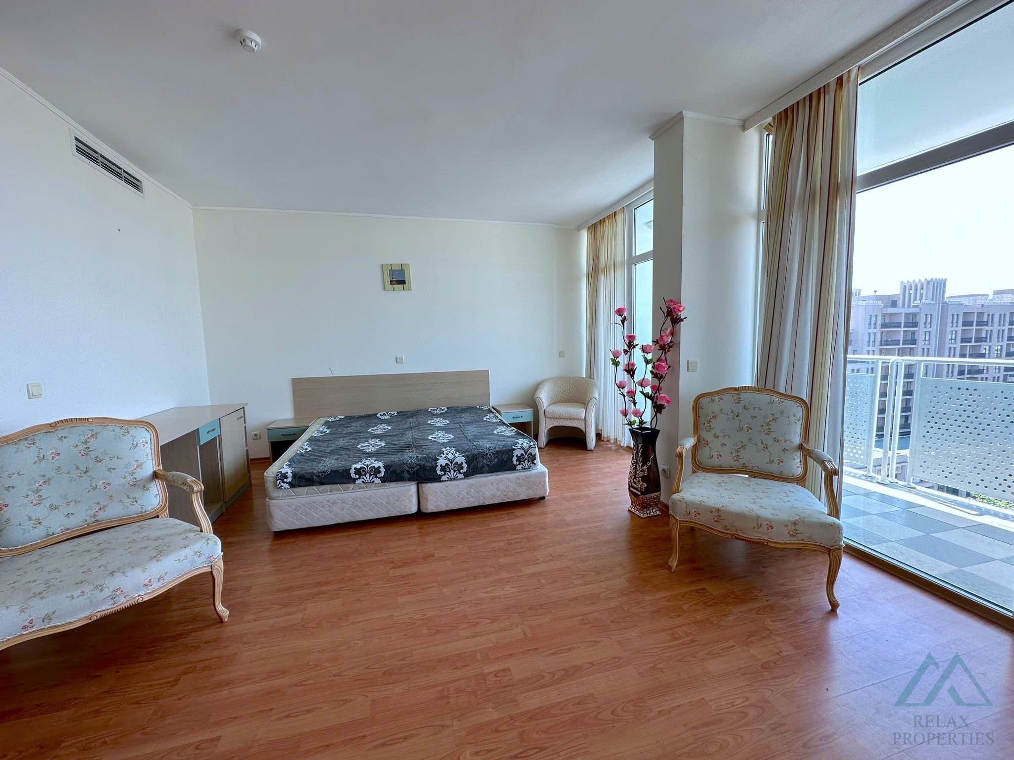 Apartmán s výhľadom na more a bazén, 200 m od pláže – Slnečné pobrežie - foto 7