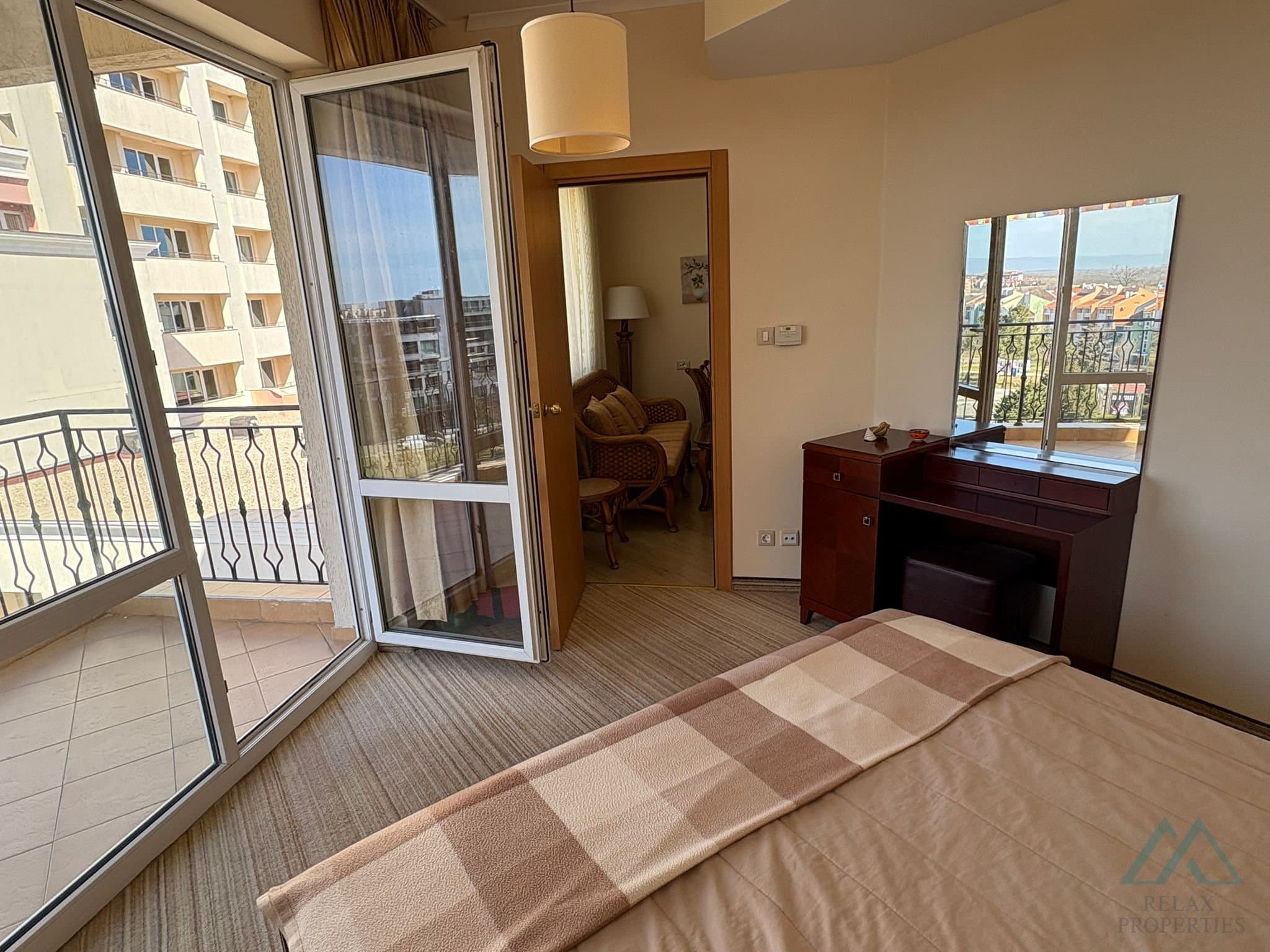 2 izbový apartmán v 4* DIT Majestic Beach Resort, prvá línia pri mori, Slnečné pobrežie - foto 13