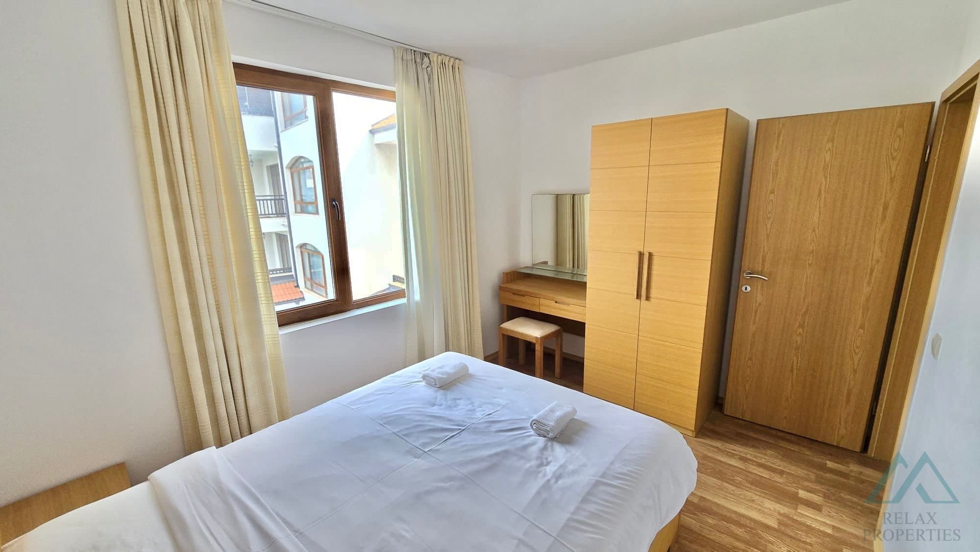 Svetlý 2- izbový apartmán s výhľadom na bazén, 4* Vineyards SPA Resort, Aheloy - foto 8