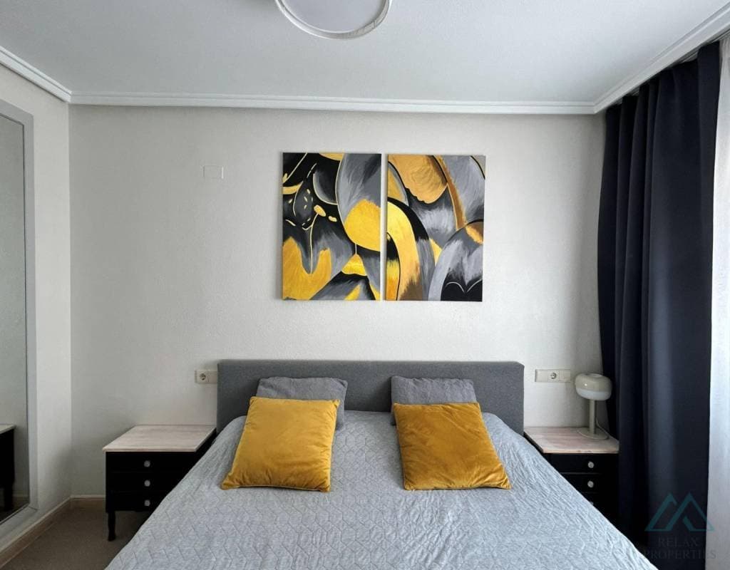 3 izbový apartmán v srdci Torrevieja, Costa Blanca, Španielsko - foto 14
