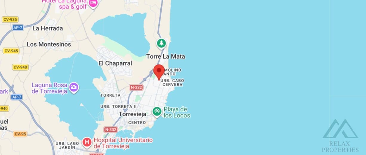 Apartmán s presklenou terasou a výhľadom na more v komplexe Torresol, La Mata, Španielsko - foto 25
