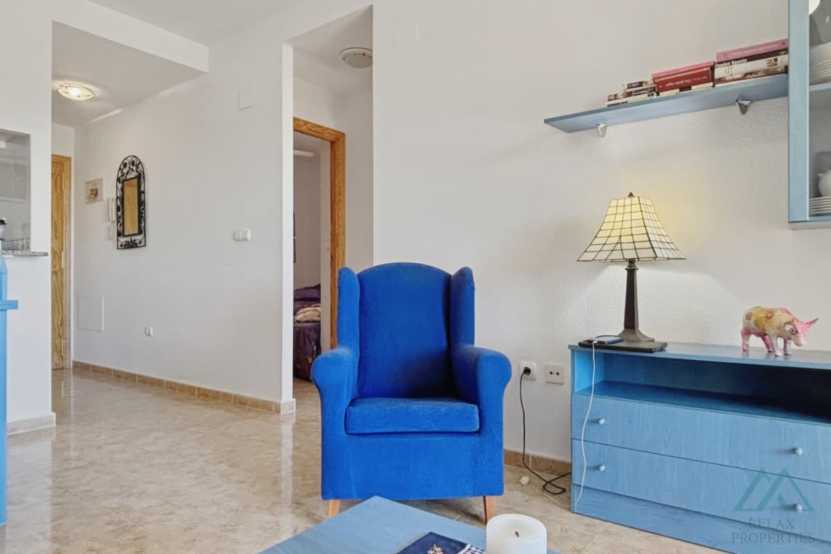 Apartmán s presklenou terasou a výhľadom na more v komplexe Torresol, La Mata, Španielsko - foto 12