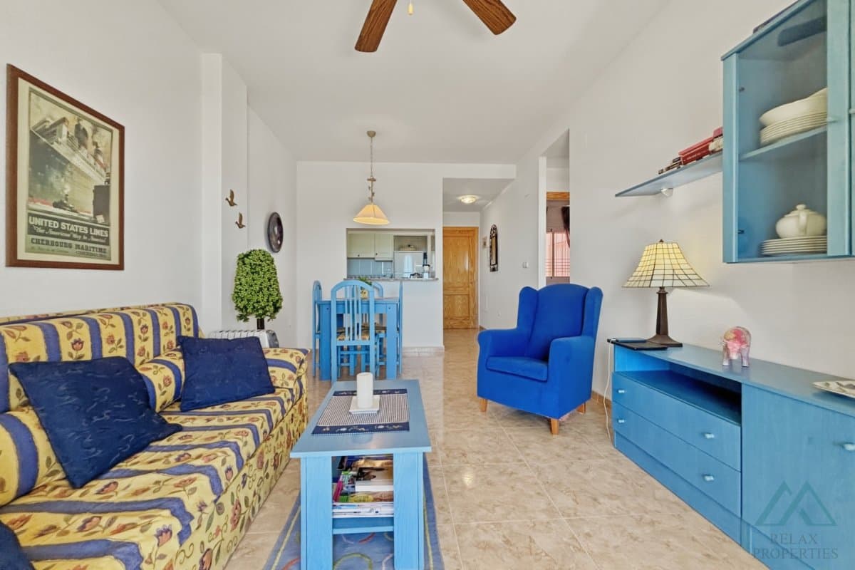 Apartmán s presklenou terasou a výhľadom na more v komplexe Torresol, La Mata, Španielsko - foto 10