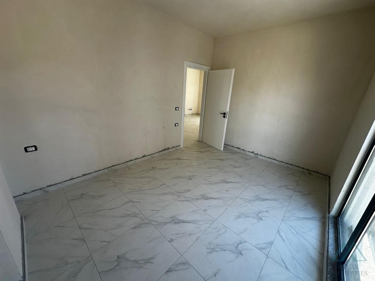 2- izbový apartmán v novostavbe s parkovacím miestom, Golem, Durrës, Albánsko - foto 8