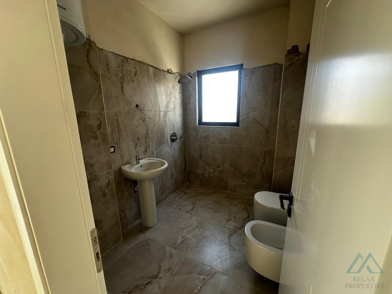 2- izbový apartmán v novostavbe s parkovacím miestom, Golem, Durrës, Albánsko - foto 10