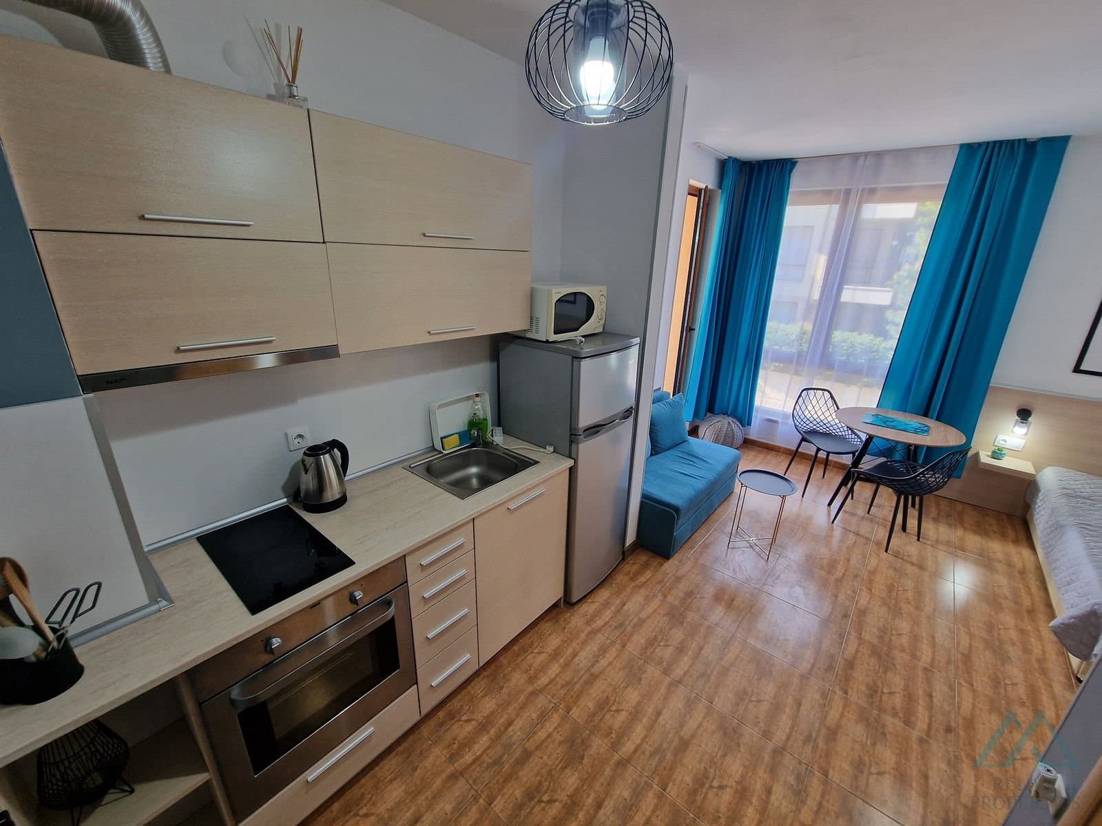 Krásny štúdiový apartmán v prvej línii pri mori, luxusný komplex Royal Bay, Sveti Vlas, Bulharsko - foto 14