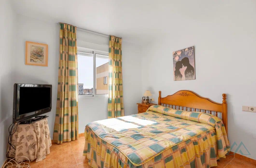 Atraktívny apartmán s výhľadom v žiadanej lokalite Nueva Torrevieja - foto 8